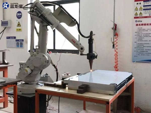 藍(lán)炬星 | 智能激光焊接