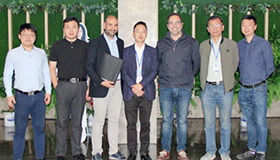 熱烈歡迎蒂芬迪總部代表團(tuán)參觀考察藍(lán)炬星智能智造小鎮(zhèn)