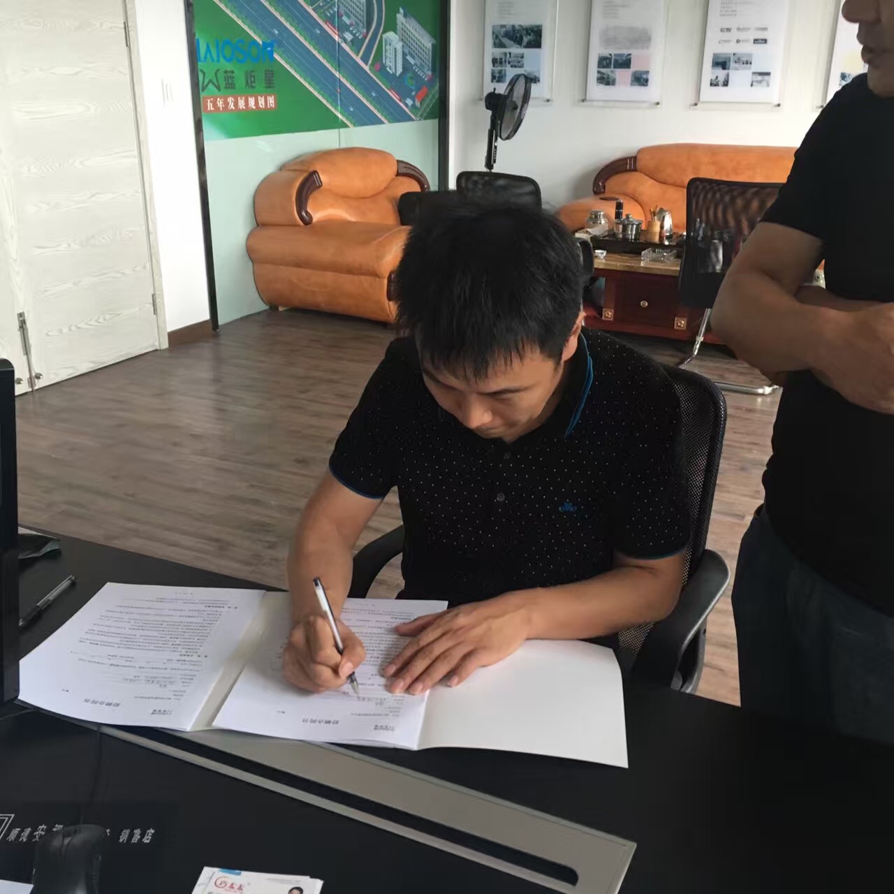 喜訊，江蘇揚州王總成功加盟藍炬星！