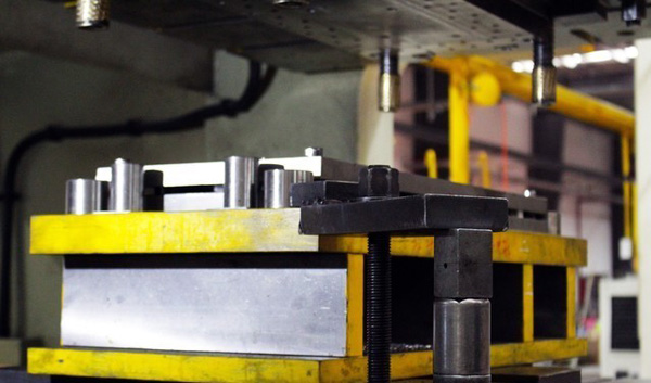 無人操控的機(jī)器自動(dòng)工序化 無人操控的機(jī)器自動(dòng)工序化