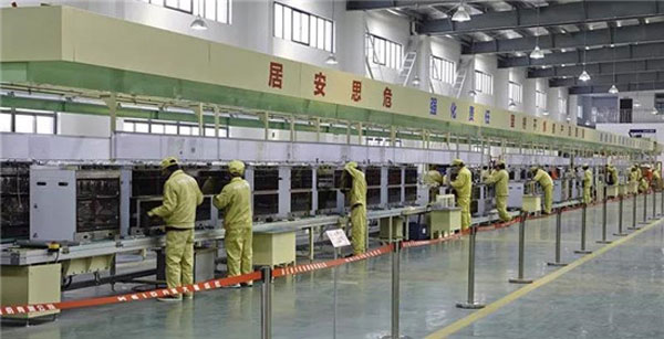 火星人集成灶生產(chǎn)車間