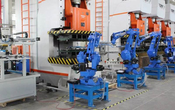 板川集成灶生產(chǎn)車間