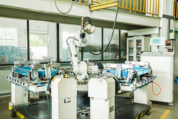 森歌集成灶生產(chǎn)車間