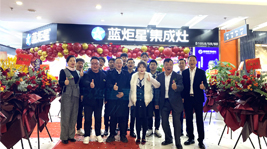 現(xiàn)場直簽92單!品質(zhì)狂歡工廠購暨南京旗艦店重裝開業(yè)!