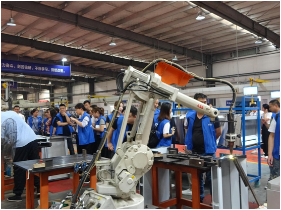 藍(lán)炬星集成灶提供售后機(jī)器講解